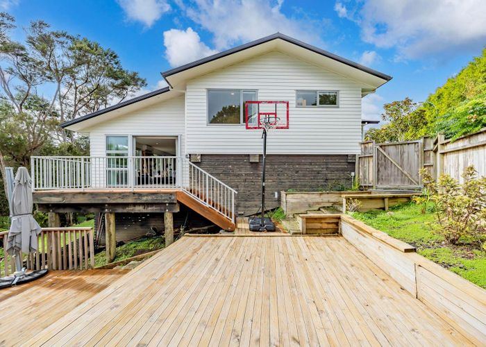  at 37 Bernard Magnus Lane, Greenhithe, North Shore City, Auckland