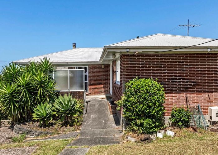  at 98A Arran Road, Browns Bay, Auckland