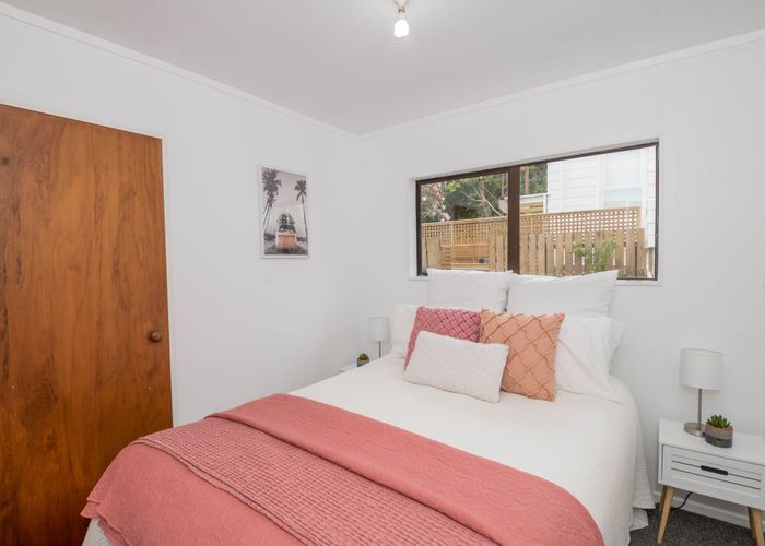  at 43 Montgomery Avenue, Karori, Wellington