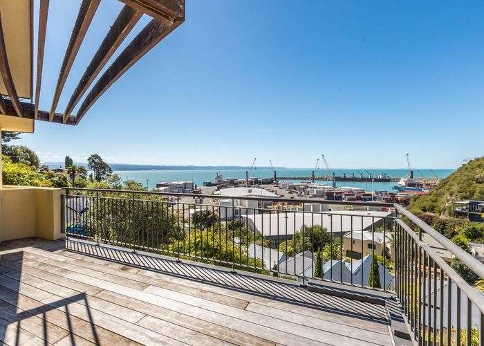  at 4 Karaka Road, Bluff Hill, Napier, Hawke's Bay