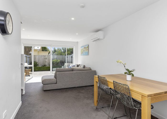  at 4/2 Stone St, Miramar, Wellington