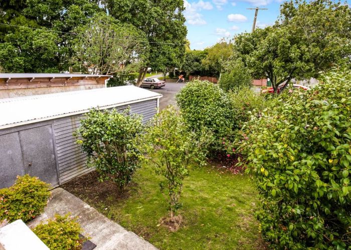  at 42 Alverston Street, Waterview, Auckland City, Auckland