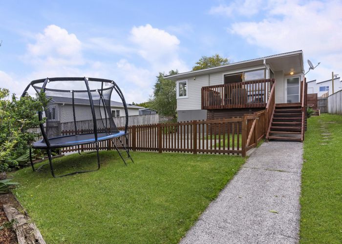  at 11 O'Donn Avenue, Beach Haven, Auckland