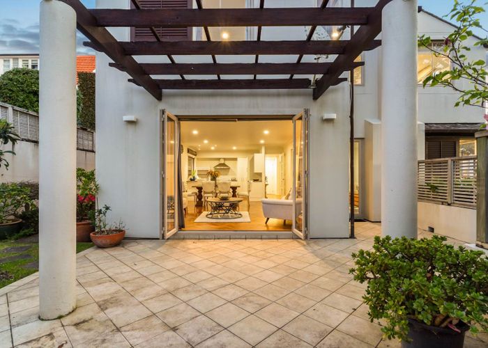  at 10 Ingram Road, Remuera, Auckland City, Auckland