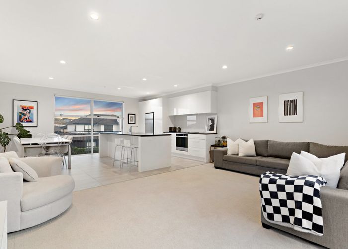  at 121 Barbarich Drive, Stonefields, Auckland City, Auckland