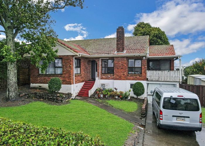  at 36 Peverill Crescent, Papatoetoe, Manukau City, Auckland