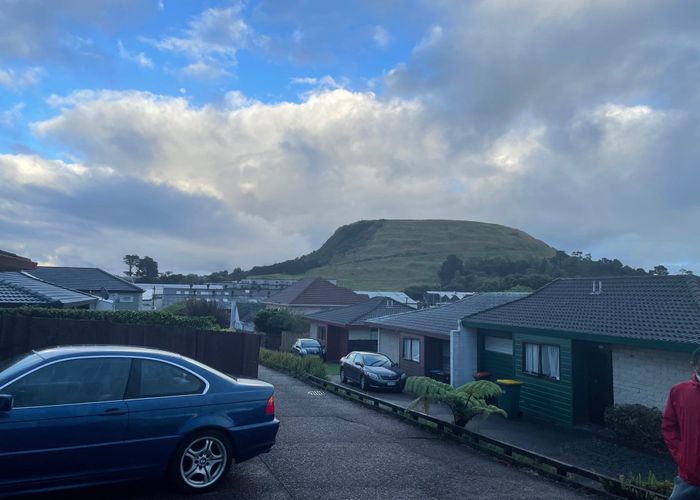  at 4/52 Jellicoe Road, Mount Wellington, Auckland