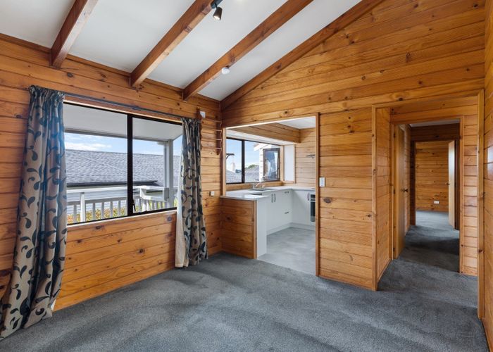  at 89A Sylvan Avenue, Northcote, North Shore City, Auckland