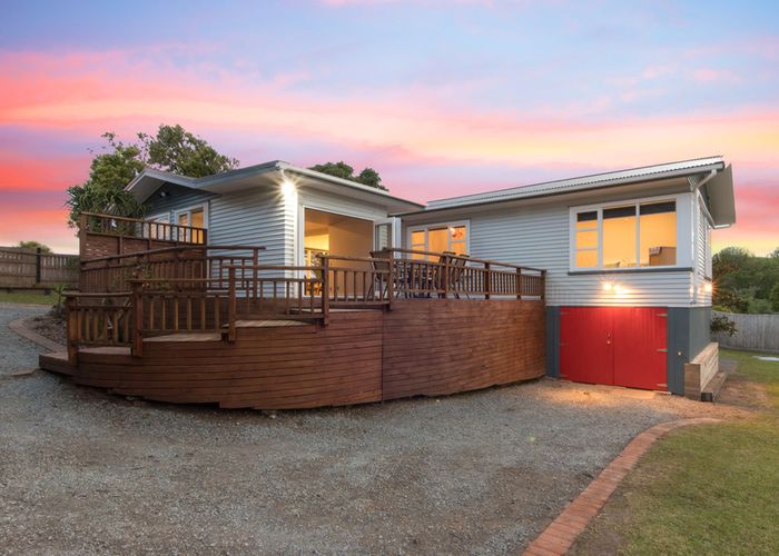  at 1107 Scenic Drive North, Swanson, Auckland