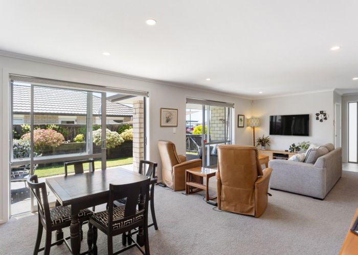  at 8 Livingstone Drive, Papamoa Beach, Tauranga, Bay Of Plenty
