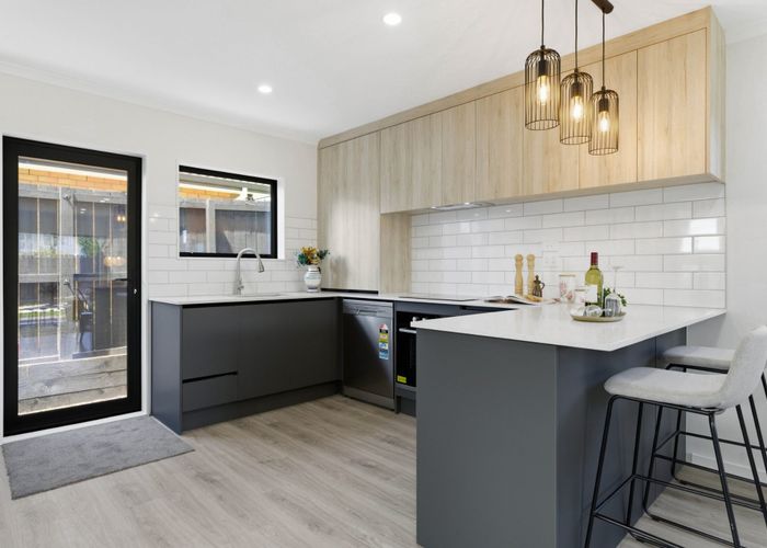  at 25C Flat Bush Road, Otara, Manukau City, Auckland