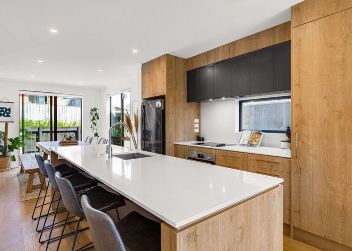  at 17b Tobruk Road, Panmure, Auckland City, Auckland