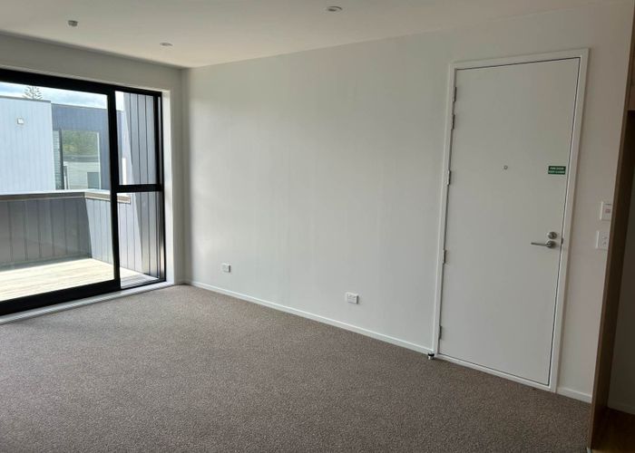  at 6/3 Treasure Lane, Te Atatu South, Waitakere City, Auckland