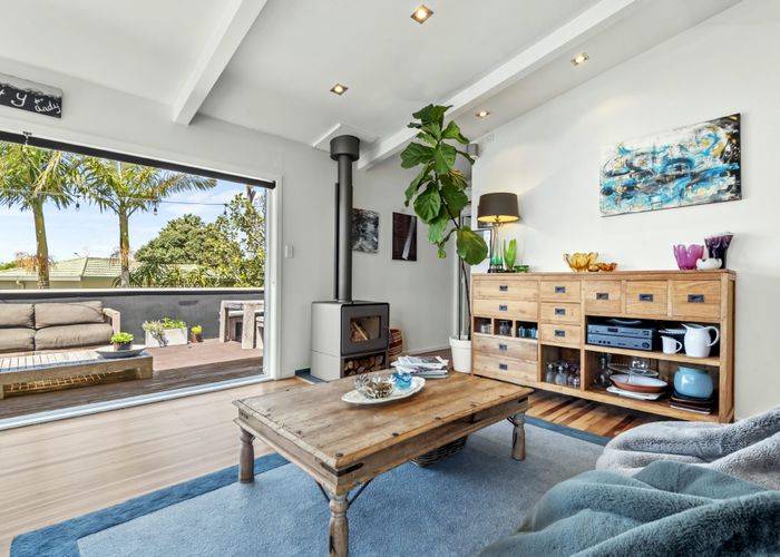  at 12 Tyne Road, Forrest Hill, North Shore City, Auckland