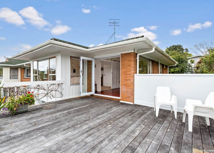  at 1/9 Hague Place, Birkenhead, Auckland