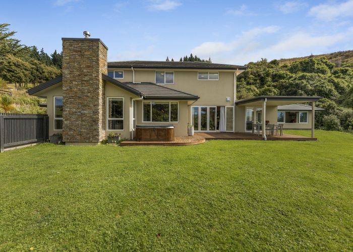 at 143 St Leonards Drive, Saint Leonards, Dunedin