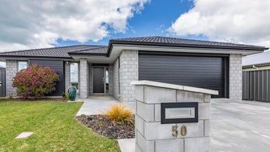  at 50 ERIKSEN RD, MEEANEE, NAPIER