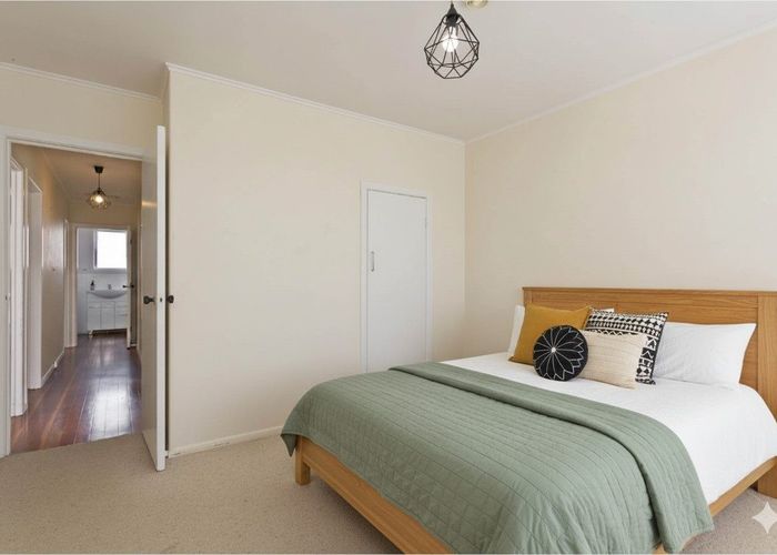  at 22 Kirrie Avenue, Te Atatu South, Waitakere City, Auckland