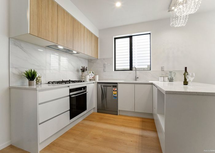  at Lot 1/20 Lendic Avenue, Henderson, Waitakere City, Auckland