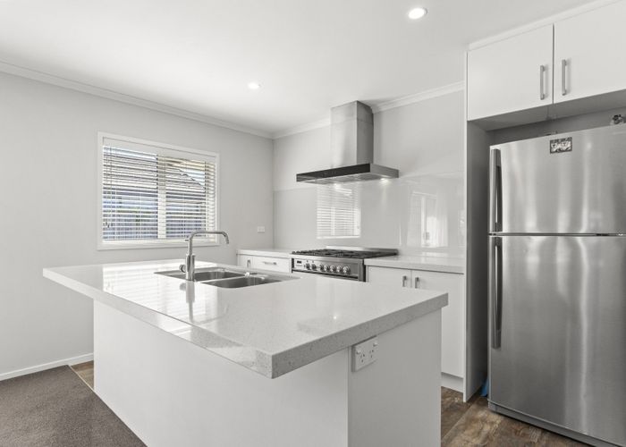  at 32 Harding Drive, Papamoa Beach, Papamoa