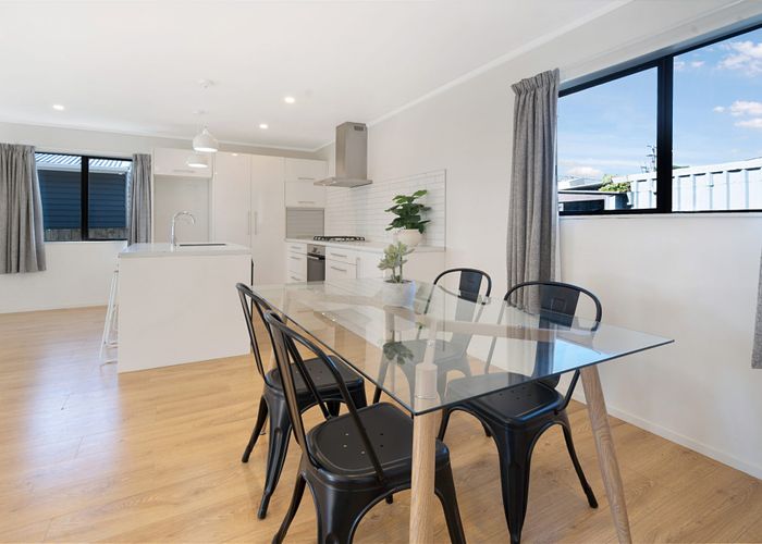  at 1/134 Mcleod Road, Te Atatu South, Waitakere City, Auckland