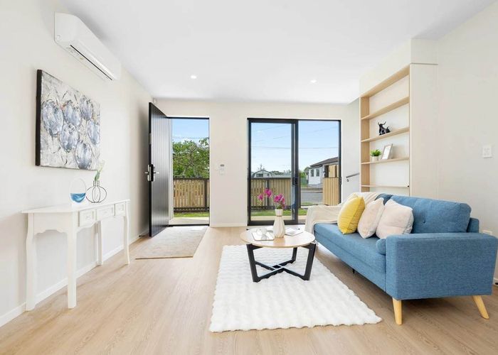  at 1/123 Barrack Road, Mount Wellington, Auckland City, Auckland