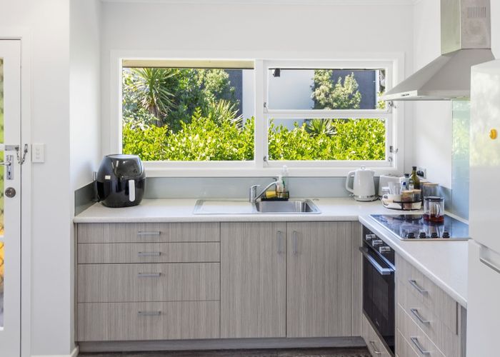  at 1/303 Lake Road, Hauraki, North Shore City, Auckland
