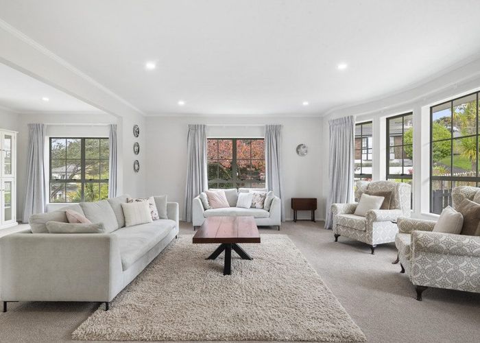  at 44 Ravenstone Place, Chatswood, North Shore City, Auckland