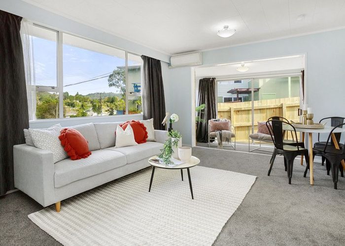  at 11 Lowry Crescent, Stokes Valley, Lower Hutt, Wellington