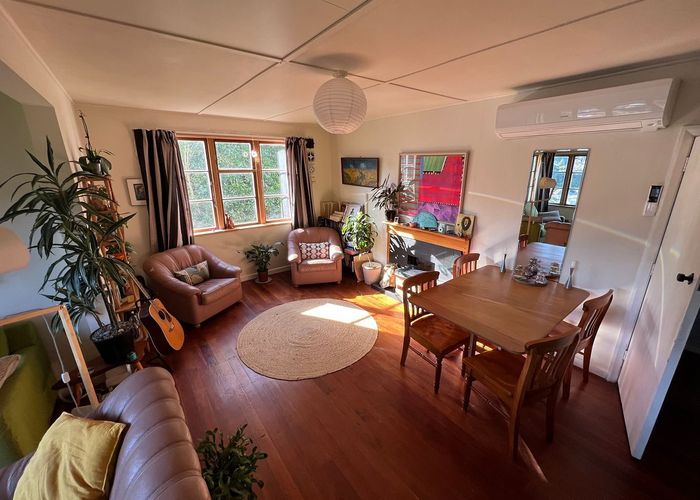  at 48 Victory Avenue, Karori, Wellington, Wellington