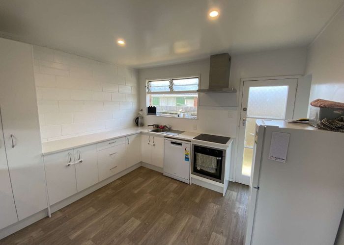  at 2/74 Portage Road, New Lynn, Waitakere City, Auckland