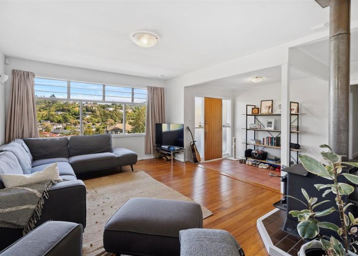  at 8 James Grove, Stokes Valley, Lower Hutt, Wellington
