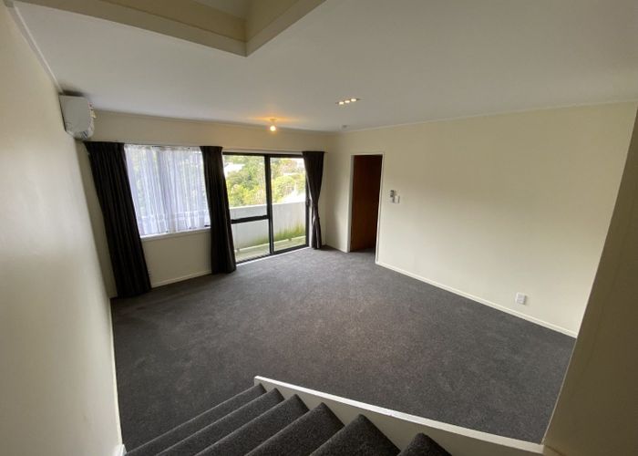  at 4/7 Raroa Road, Kelburn, Wellington