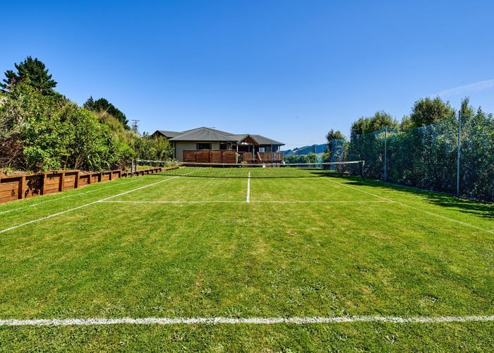  at 69 Kaitangata Crescent, Kelson, Lower Hutt