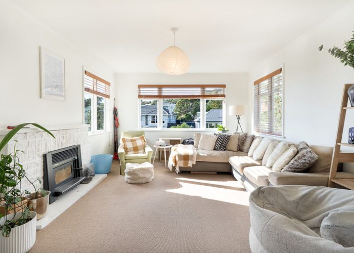  at 22 Lyndfield Lane, Newlands, Wellington, Wellington