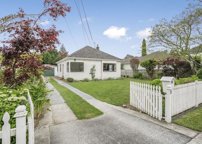  at 9 Poole Crescent, Wainuiomata, Lower Hutt