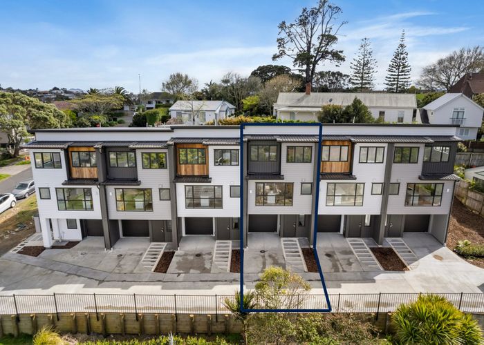  at Lot 4/8 Howe Street, Howick, Manukau City, Auckland