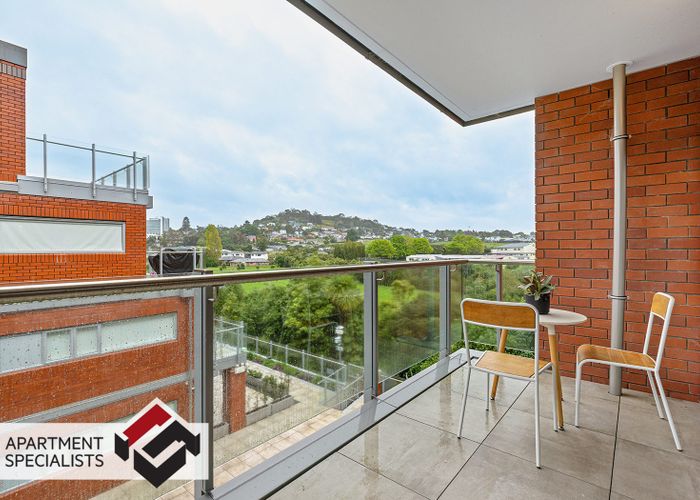  at 4 Wagner Place, Mount Albert, Auckland City, Auckland