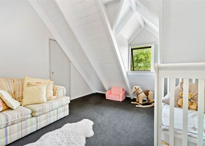 at 112 Beach Road, Te Atatu Peninsula, Auckland