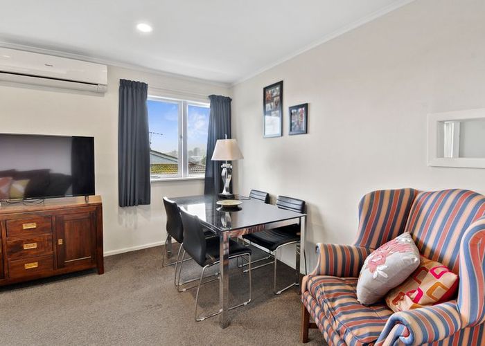  at 2/41 Clark Road, Pahurehure, Papakura