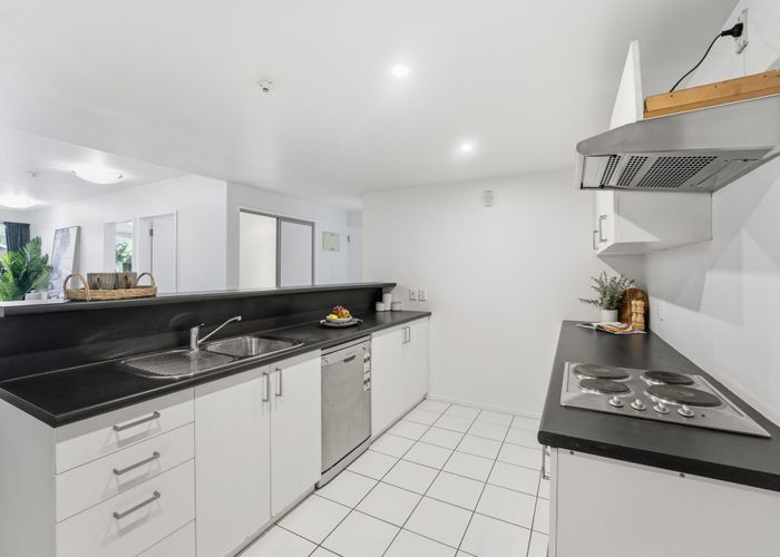  at 10/14 Brougham Street, Addington, Christchurch City, Canterbury