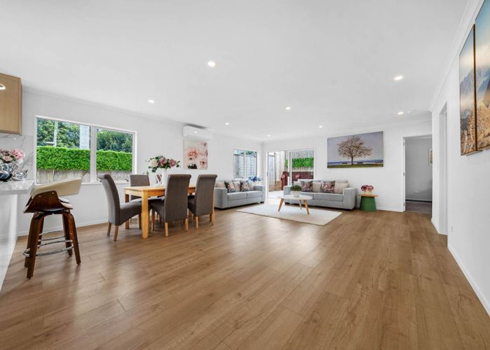  at 27E Greenhill Crescent, Pakuranga Heights, Manukau City, Auckland