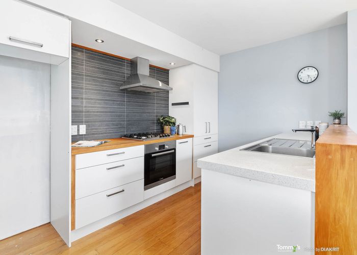  at 56 Raukawa Street, Strathmore Park, Wellington