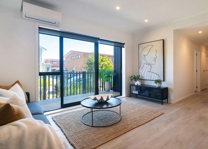  at 3 Tiakina Road - Tiakina Apartments, Northcote, North Shore City, Auckland