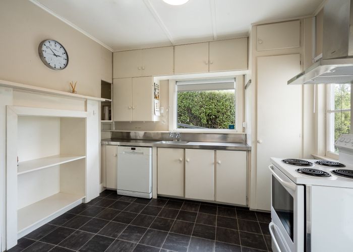  at 11 Murray Street, Caversham, Dunedin