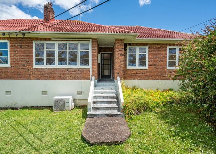  at 9C Kerr Street, Devonport, North Shore City, Auckland