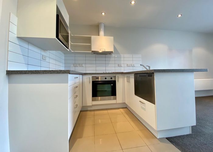  at 9D/71 Spencer Road, Oteha, Auckland