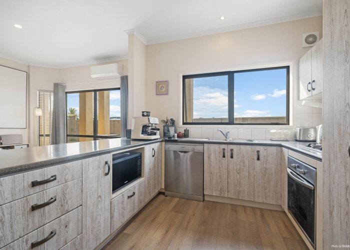  at 92 Nautilus Drive, Gulf Harbour, Rodney, Auckland