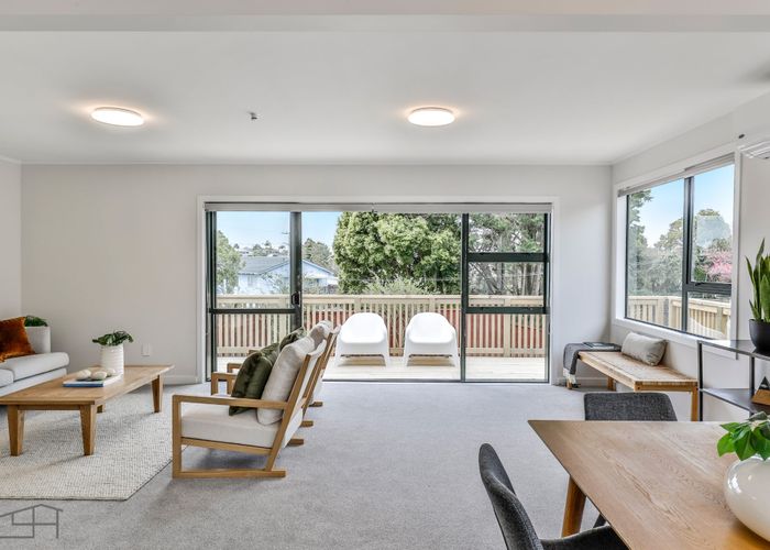  at 33 Cron Avenue, Te Atatu South, Waitakere City, Auckland