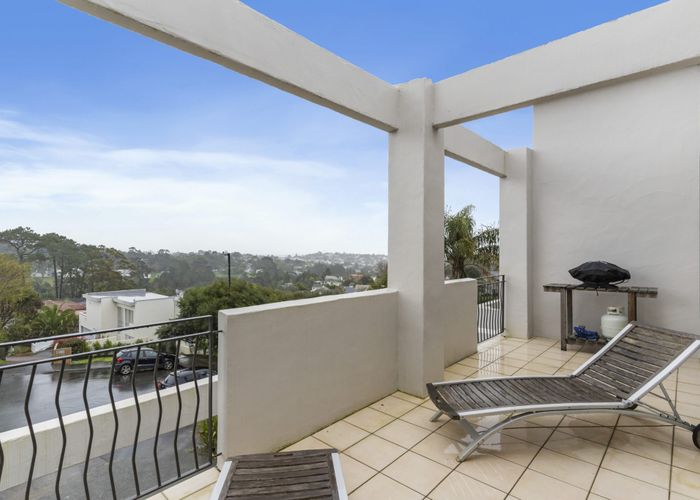  at 11/5 Monte Cassino Place, Birkdale, Auckland